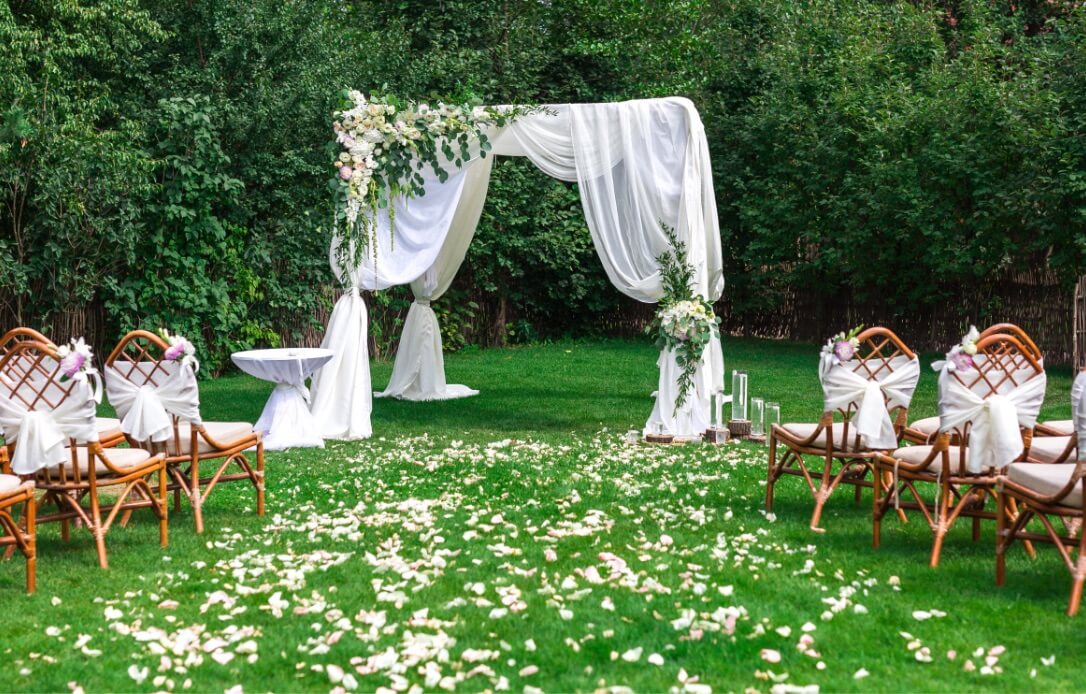 outdoor wedding image